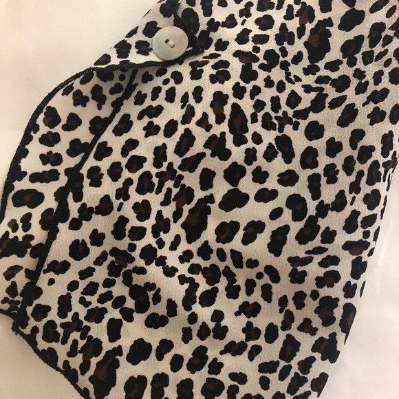 Zara Leopard Print Bell Sleeve Blouse - Picture 3 of 4